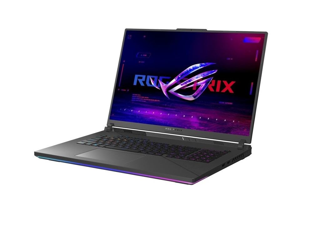 Asus ROG Strix G18 G814JI-CS94